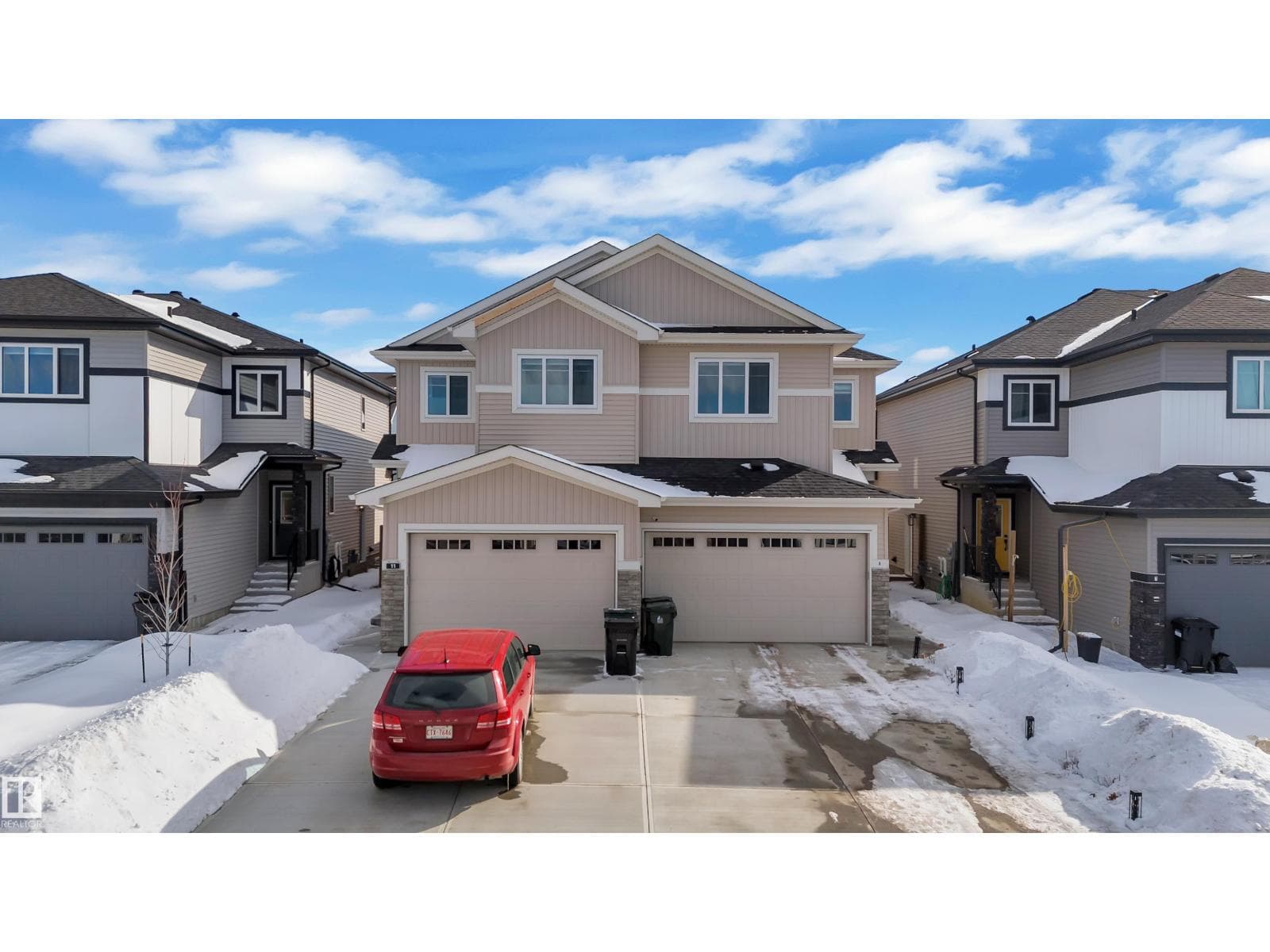 9 HUNTER PL