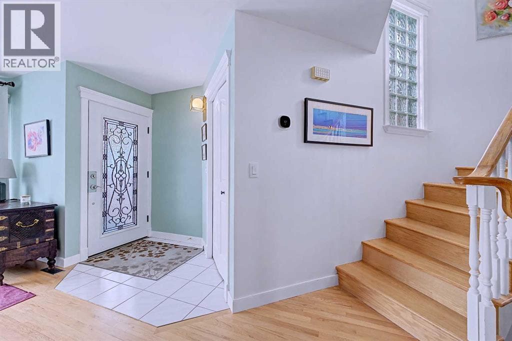 1631 16A Street SE — photo 4