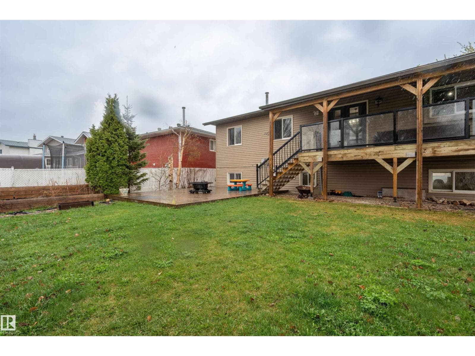 4007 41 AV — photo 4