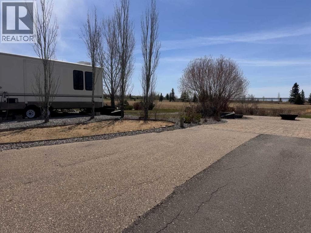 202A 10046 Township road — photo 4
