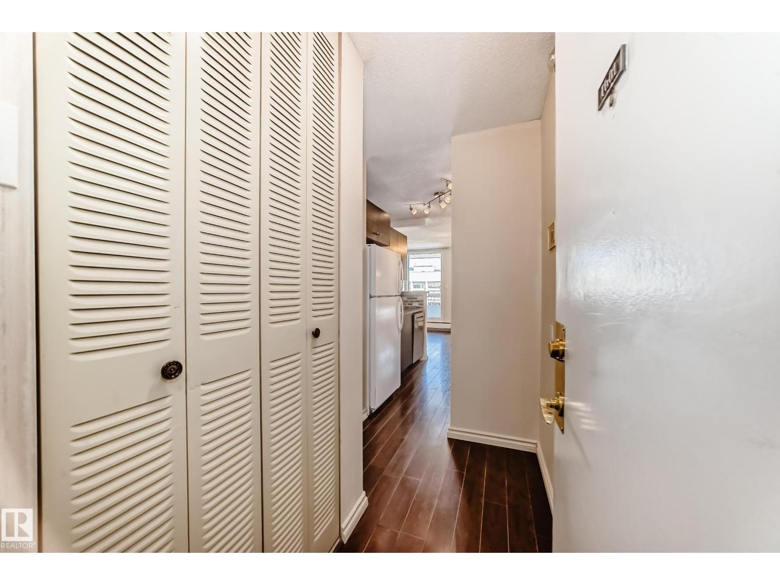 #1601 9909 110 ST NW NW — photo 5
