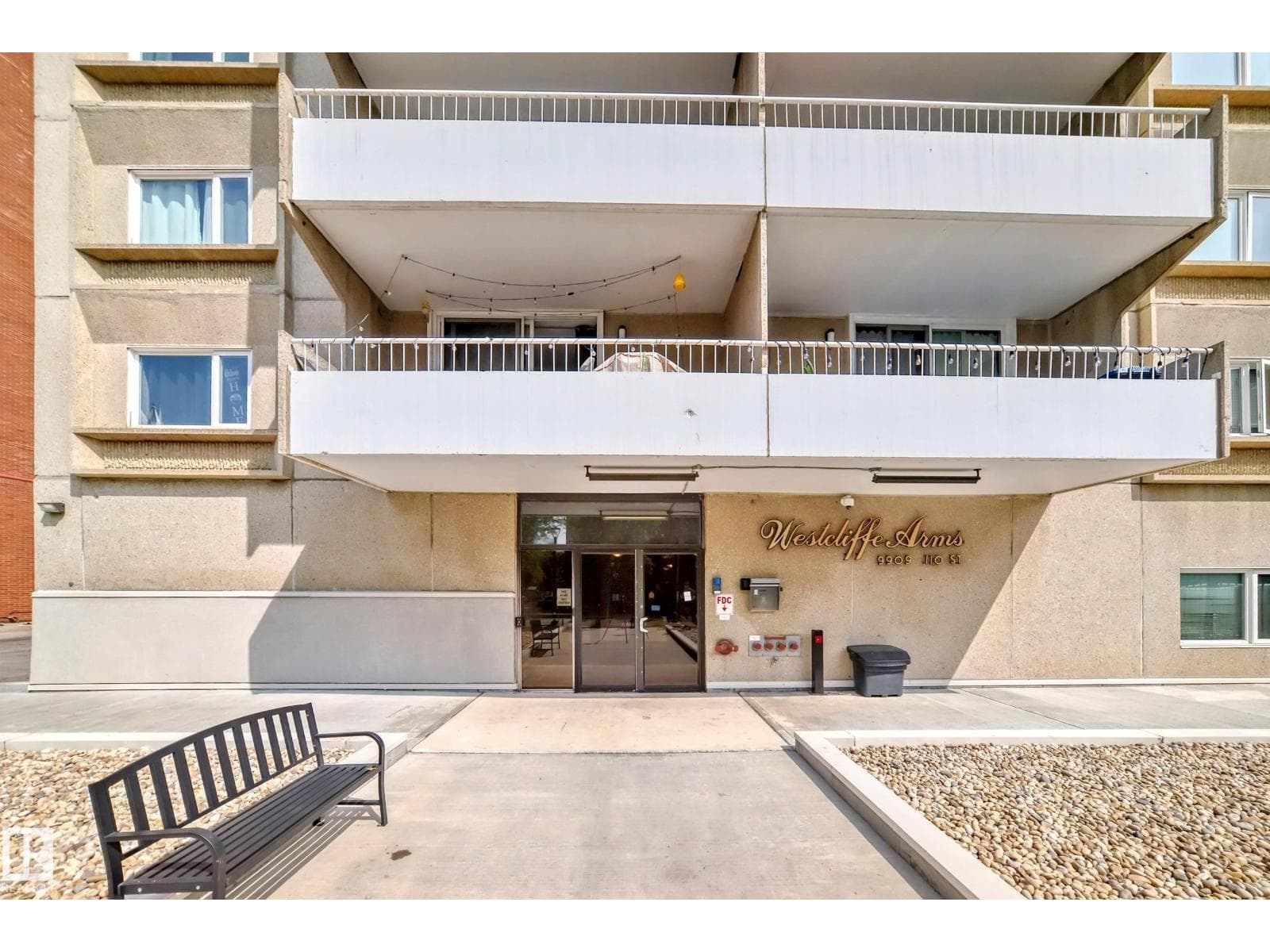 #1601 9909 110 ST NW NW