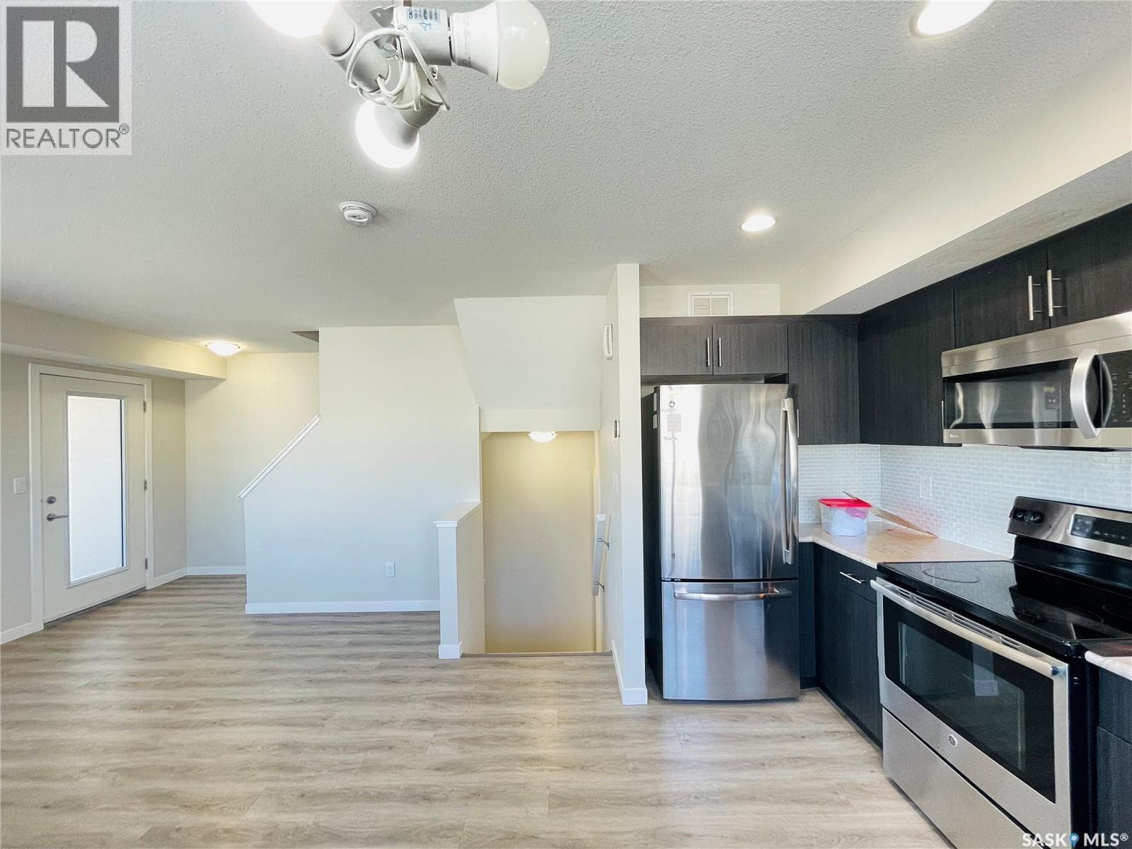 104 3367 Green Poppy STREET — photo 5