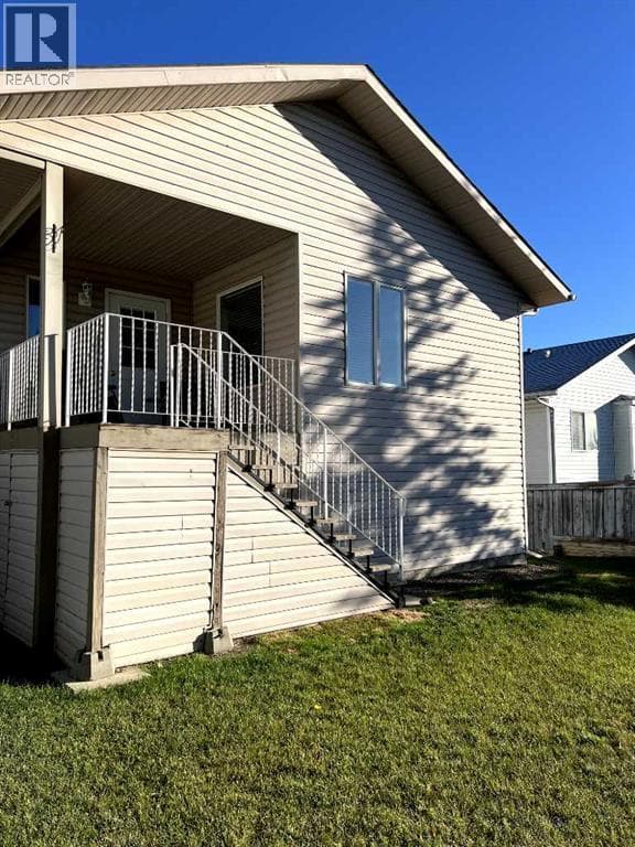 8821 120 Avenue — photo 5