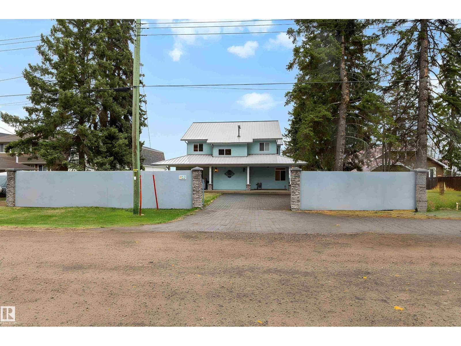 621 1 AV S — photo 4