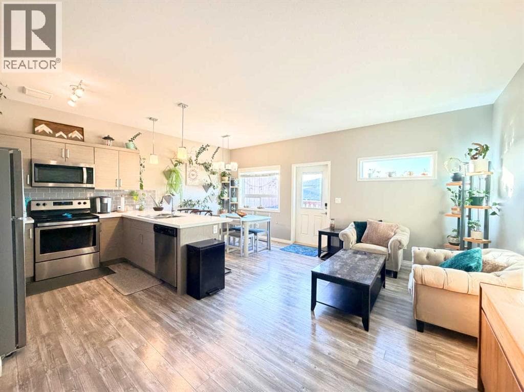 112 Mackenzie Ranch Way — photo 2