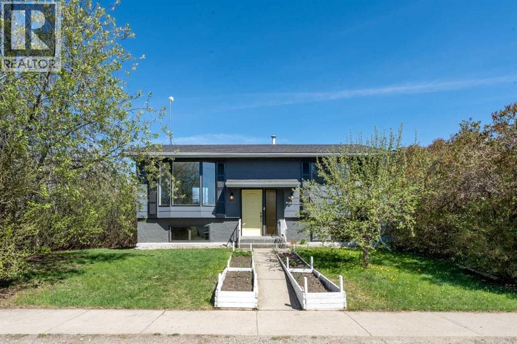 110 Niblock Street