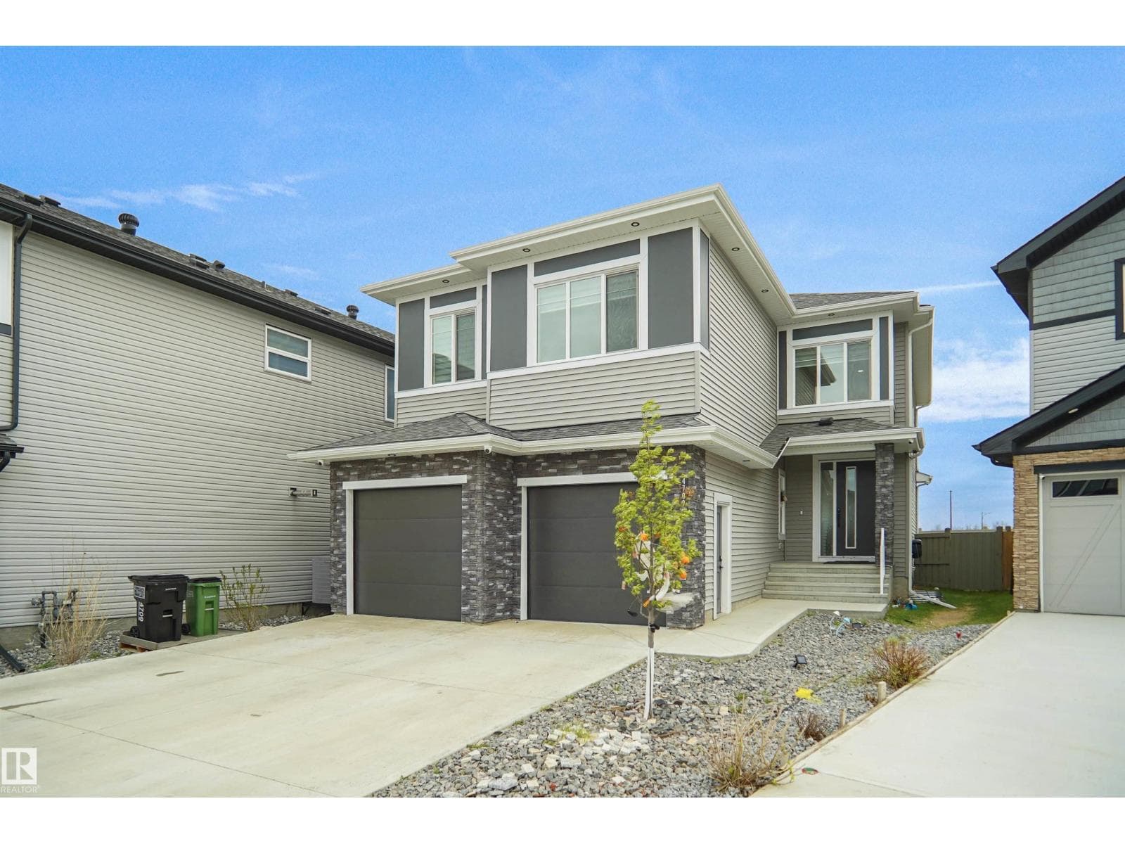 4709 CHARLES BAY SW