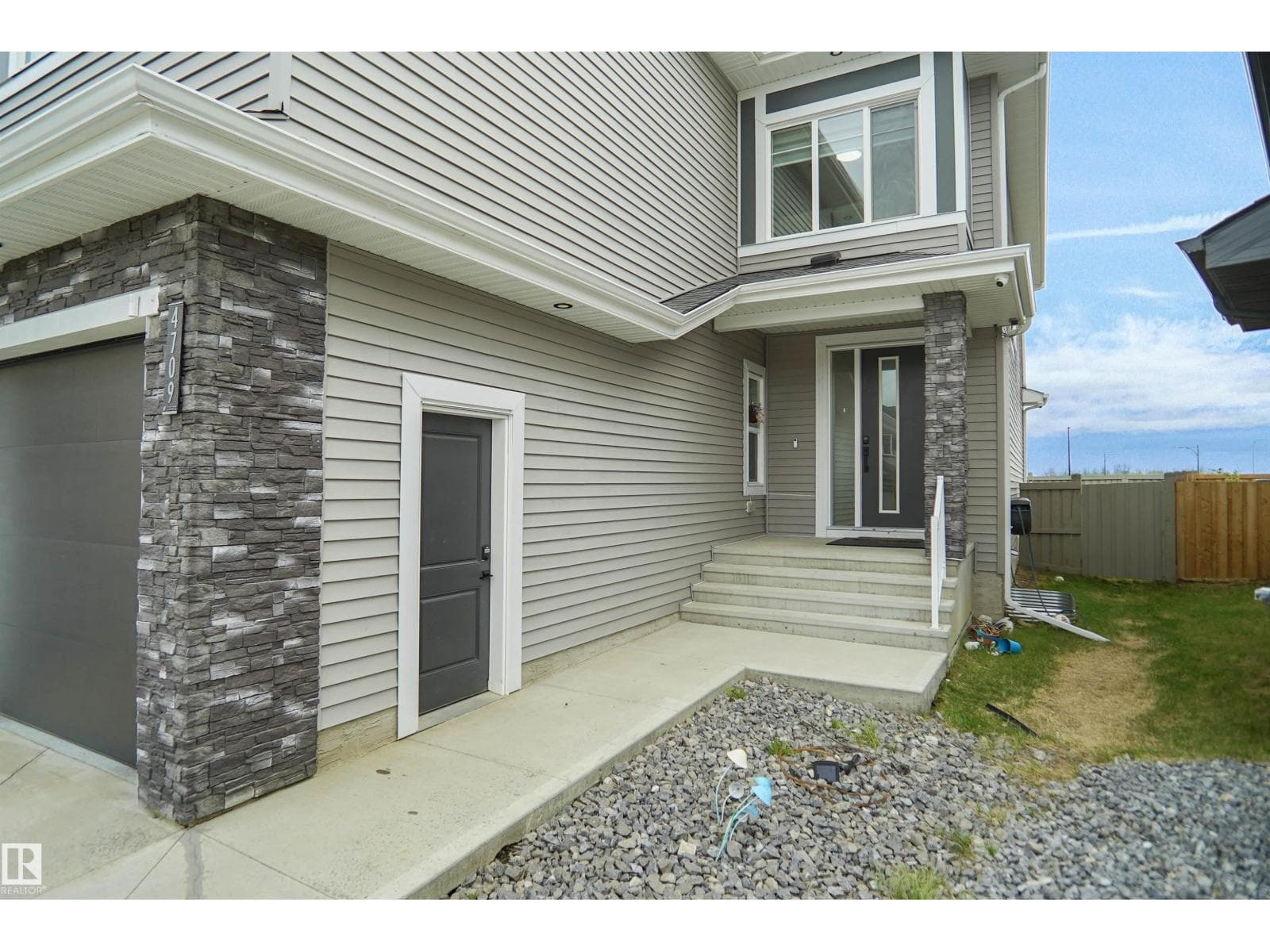 4709 CHARLES BAY SW — photo 4