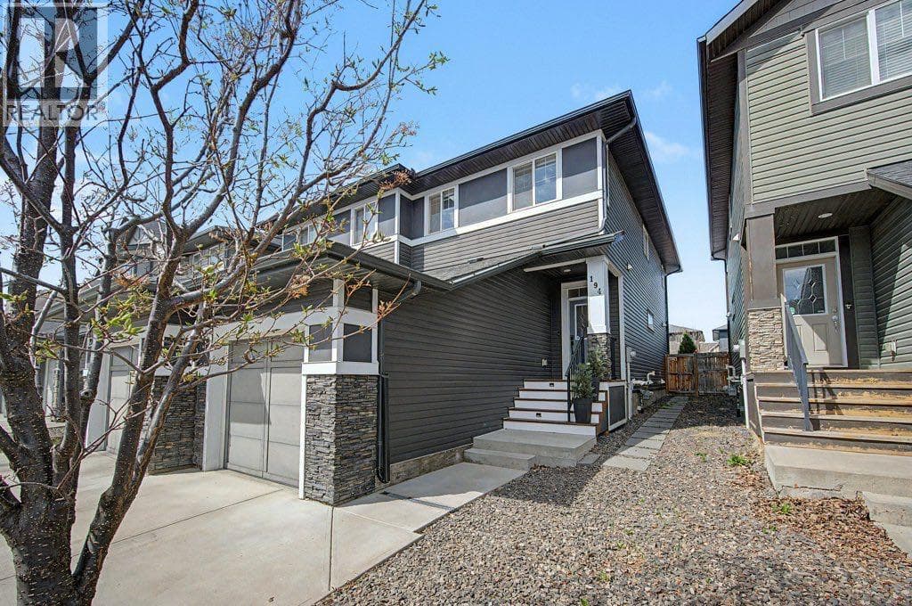 194 Legacy Mews SE — photo 5
