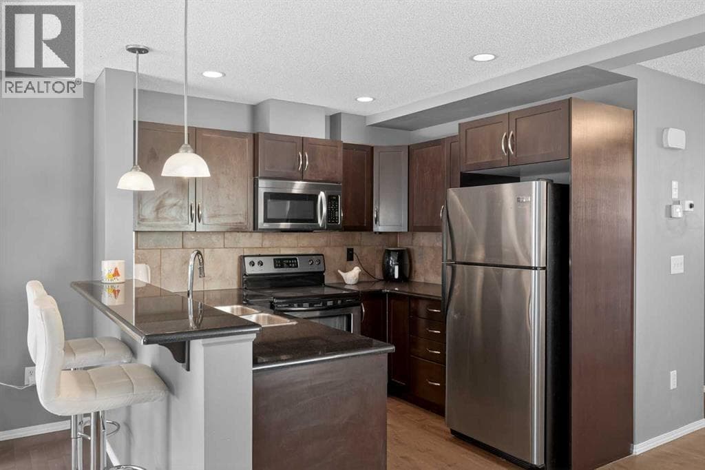 51 Country Village Villas NE — photo 3