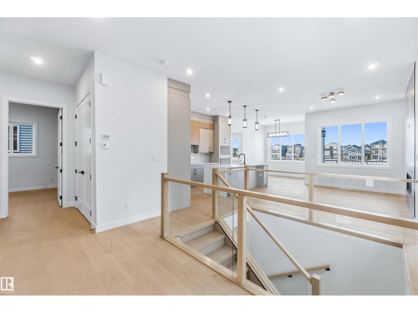 72 ELDRIDGE PT — photo 3