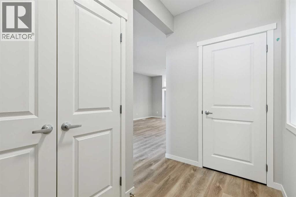 493 Hotchkiss Drive SE — photo 3
