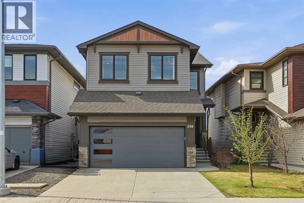 296 Walden Parade SE
