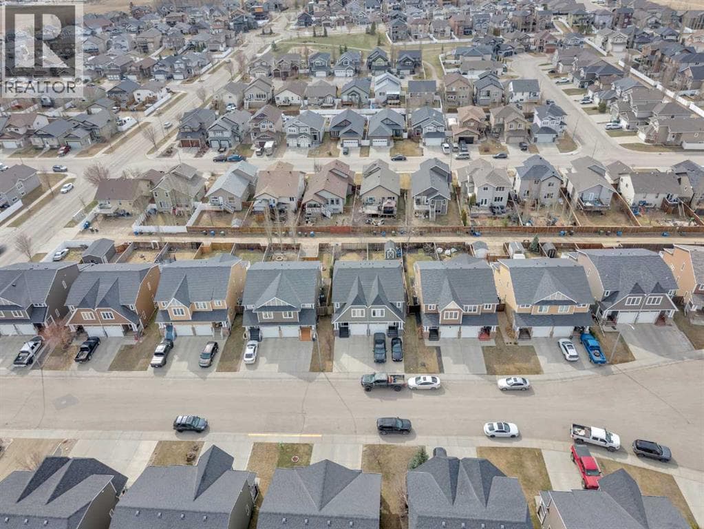 18 Shaw Close — photo 4