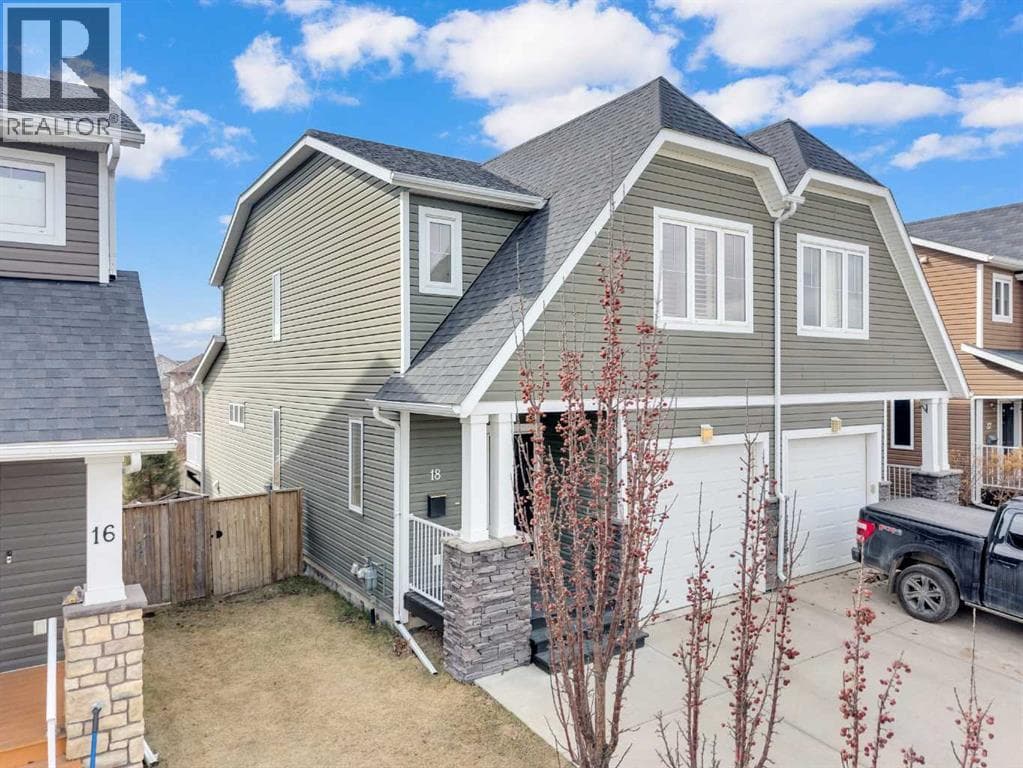 18 Shaw Close — photo 2
