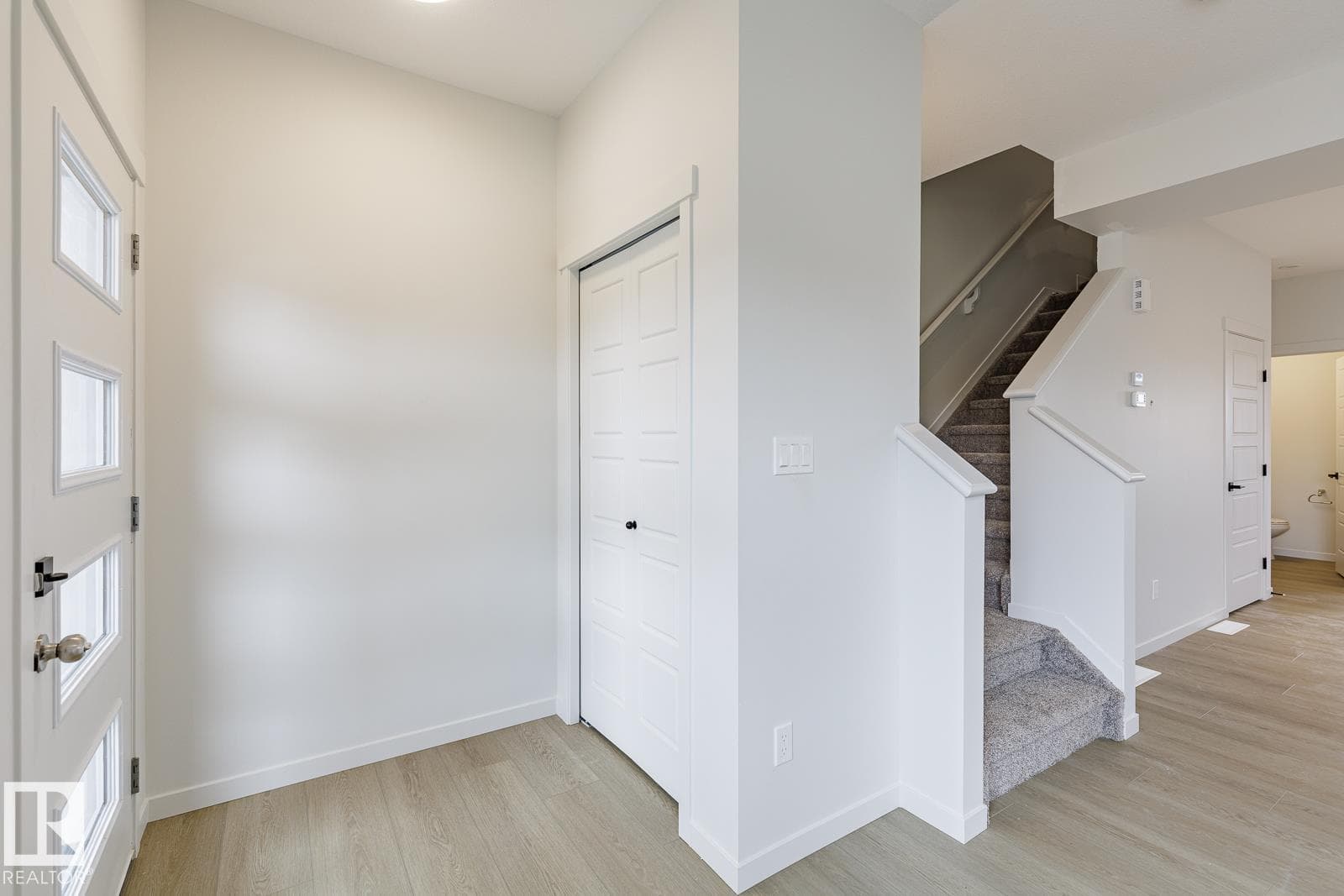 3828 38 Street — photo 4