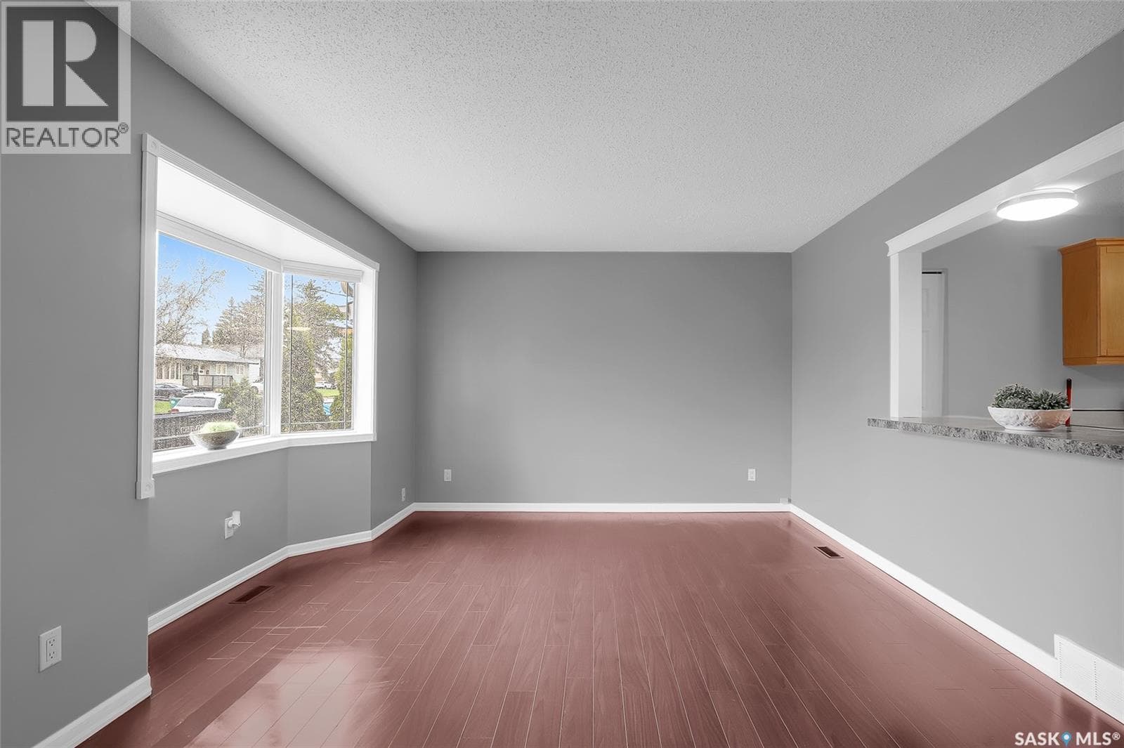 606 Wardlow ROAD — photo 5