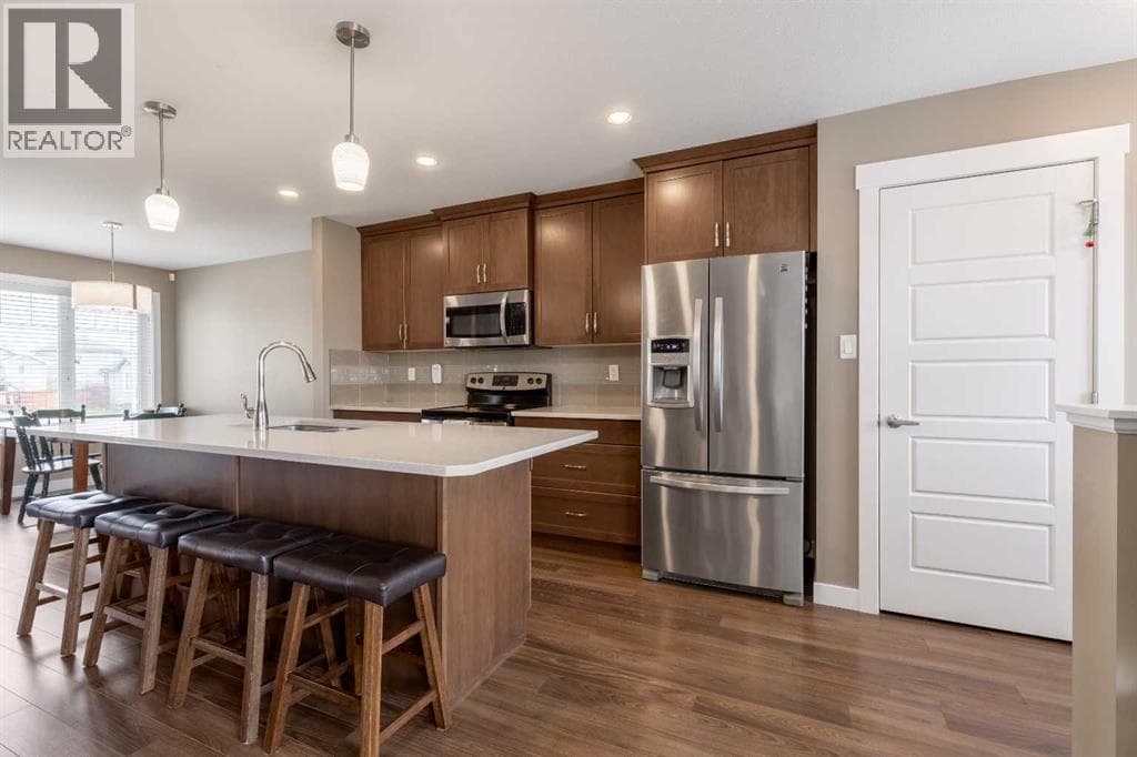 326 Coalbanks Boulevard W — photo 5