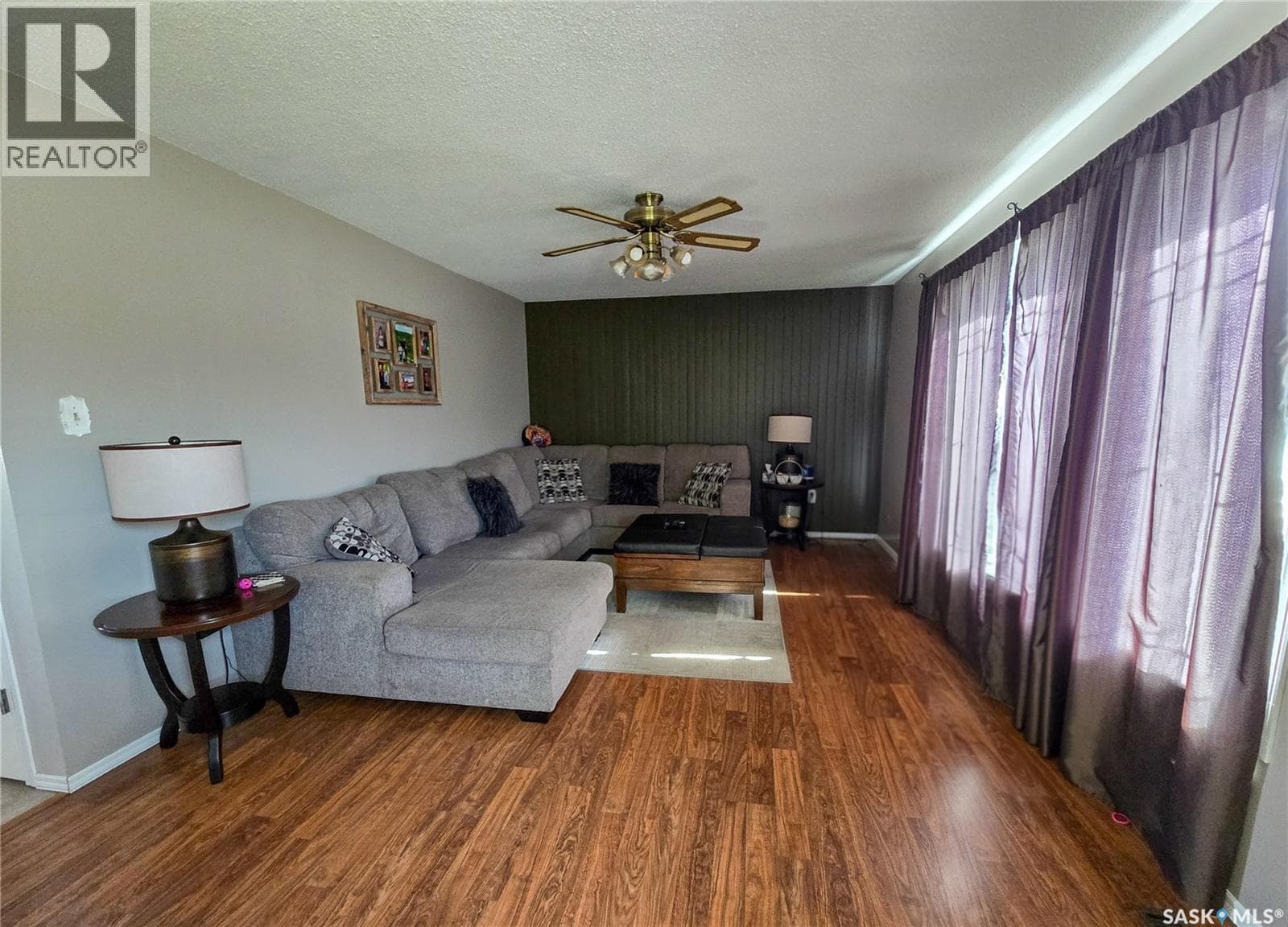 15 Mackenzie DRIVE — photo 2