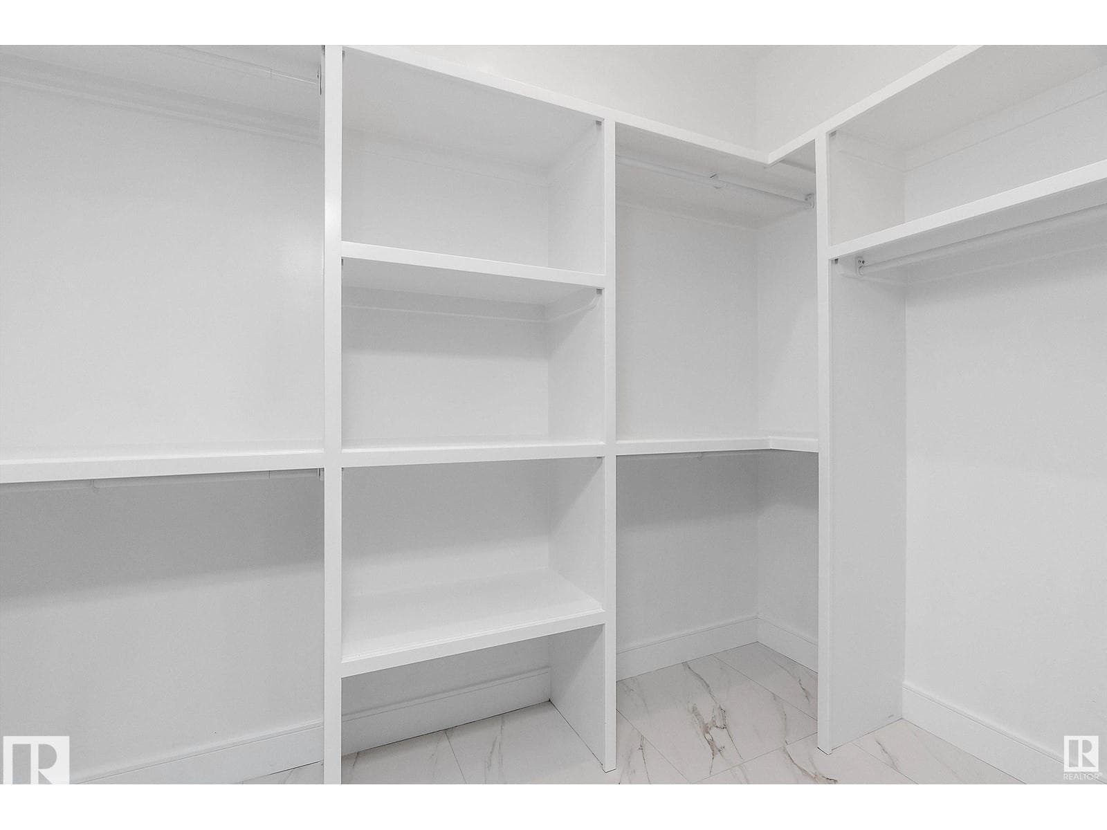 138 SOUTH RAVINES DR — photo 4