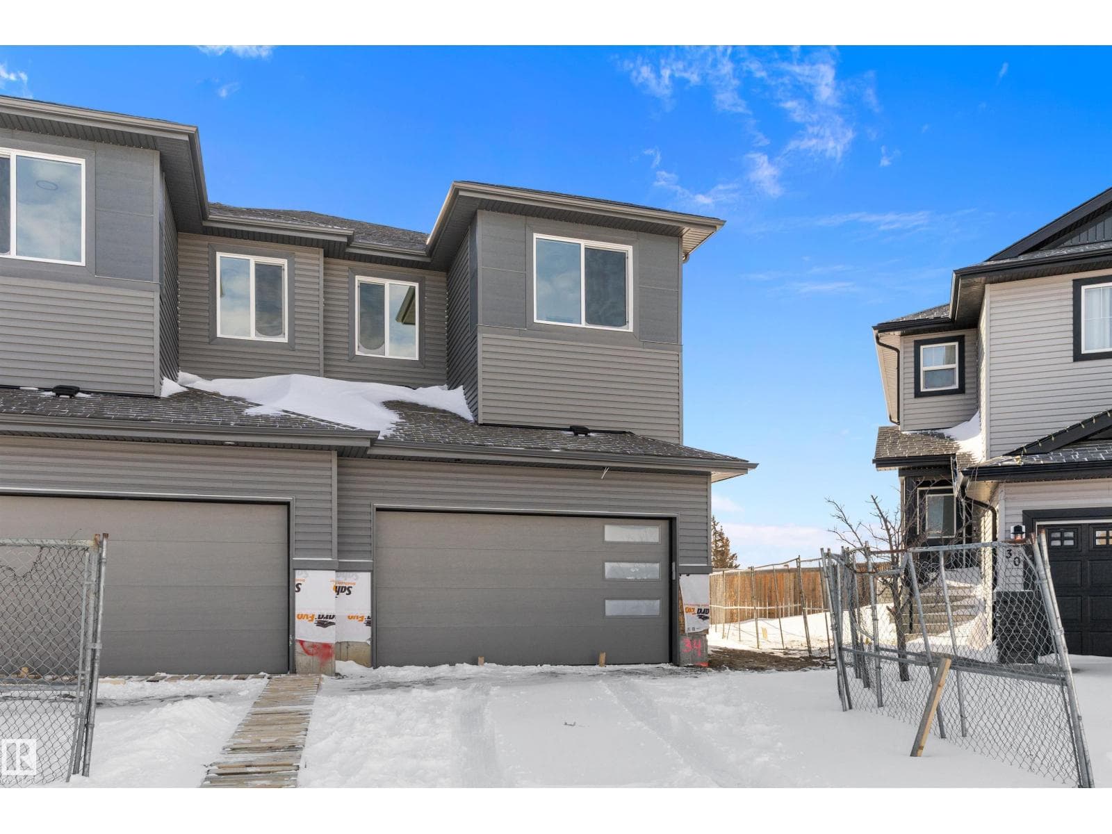 34 ASTORIA PL — photo 2