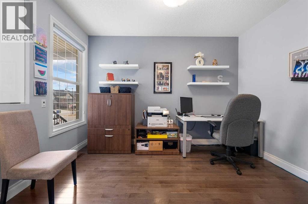 15 Sherwood Square NW — photo 3