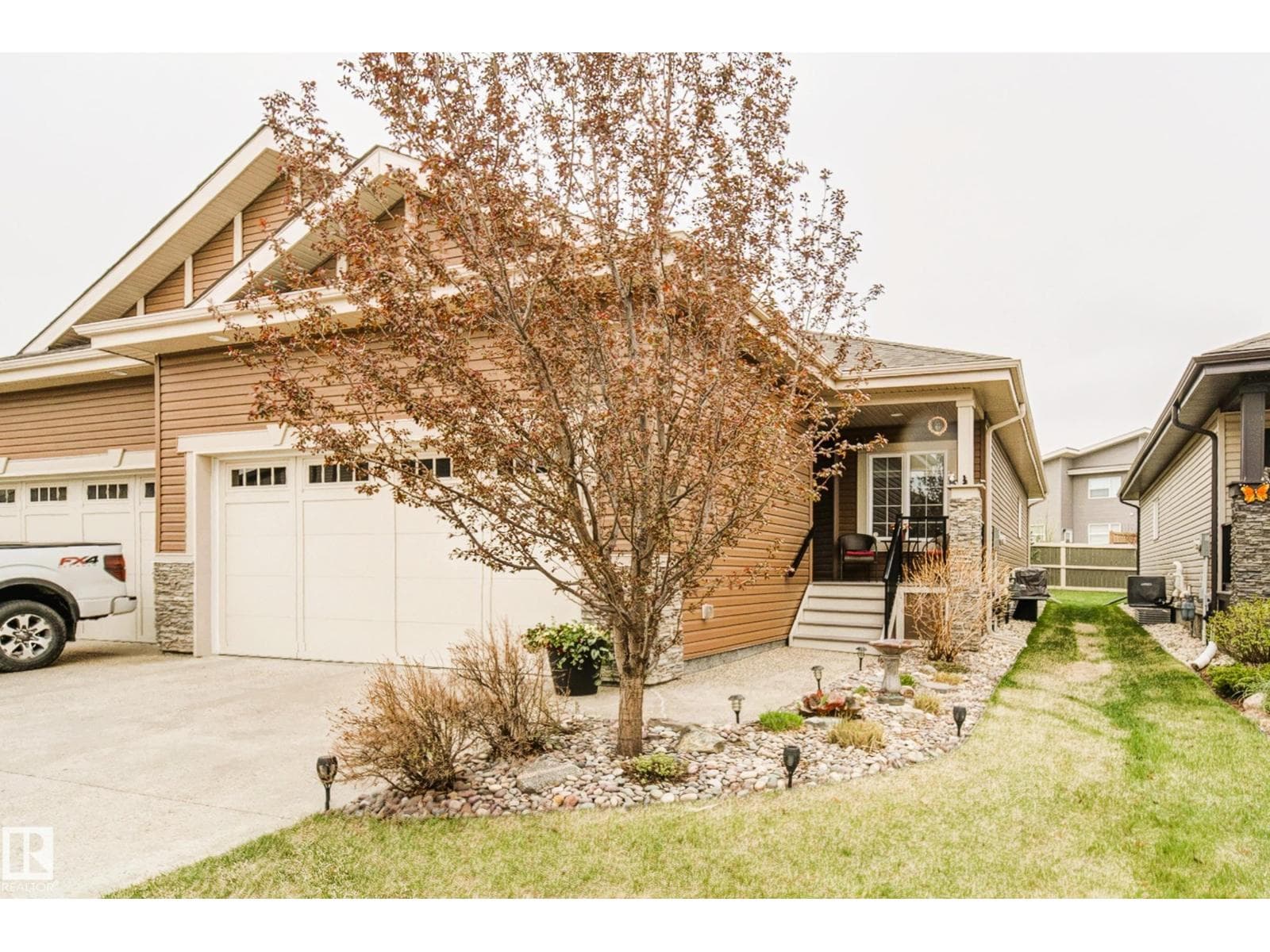 #210 50 HEATHERGLEN DR — photo 3