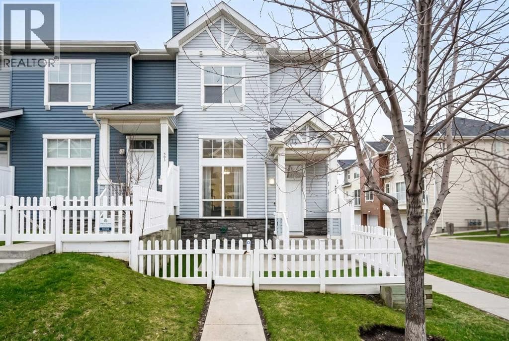 305 Elgin Gardens SE