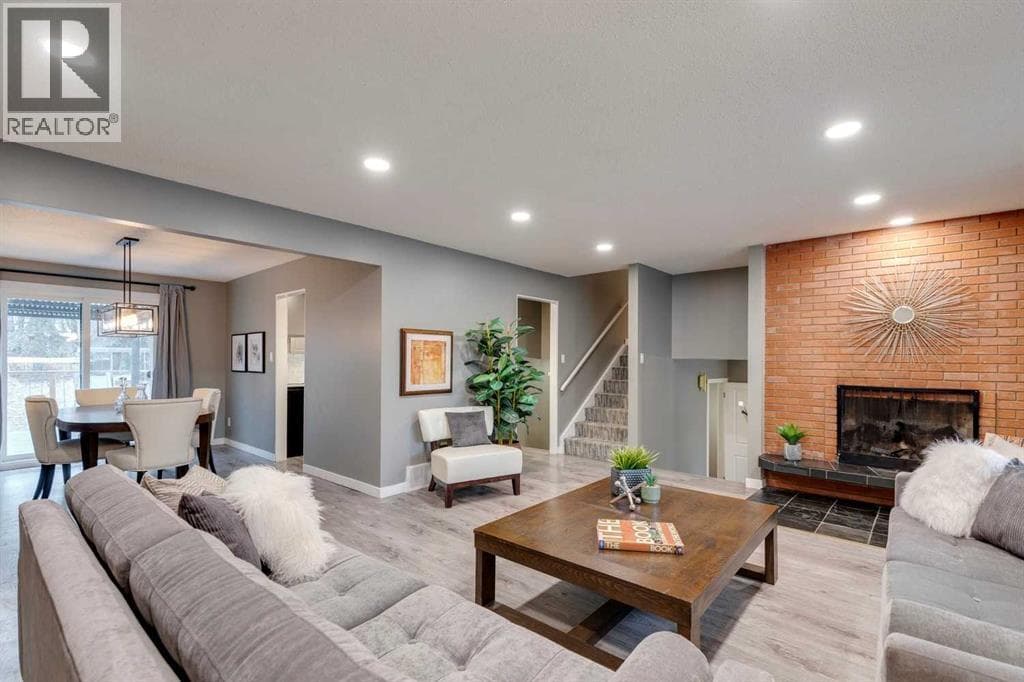 4023 Varmoor Road NW — photo 3