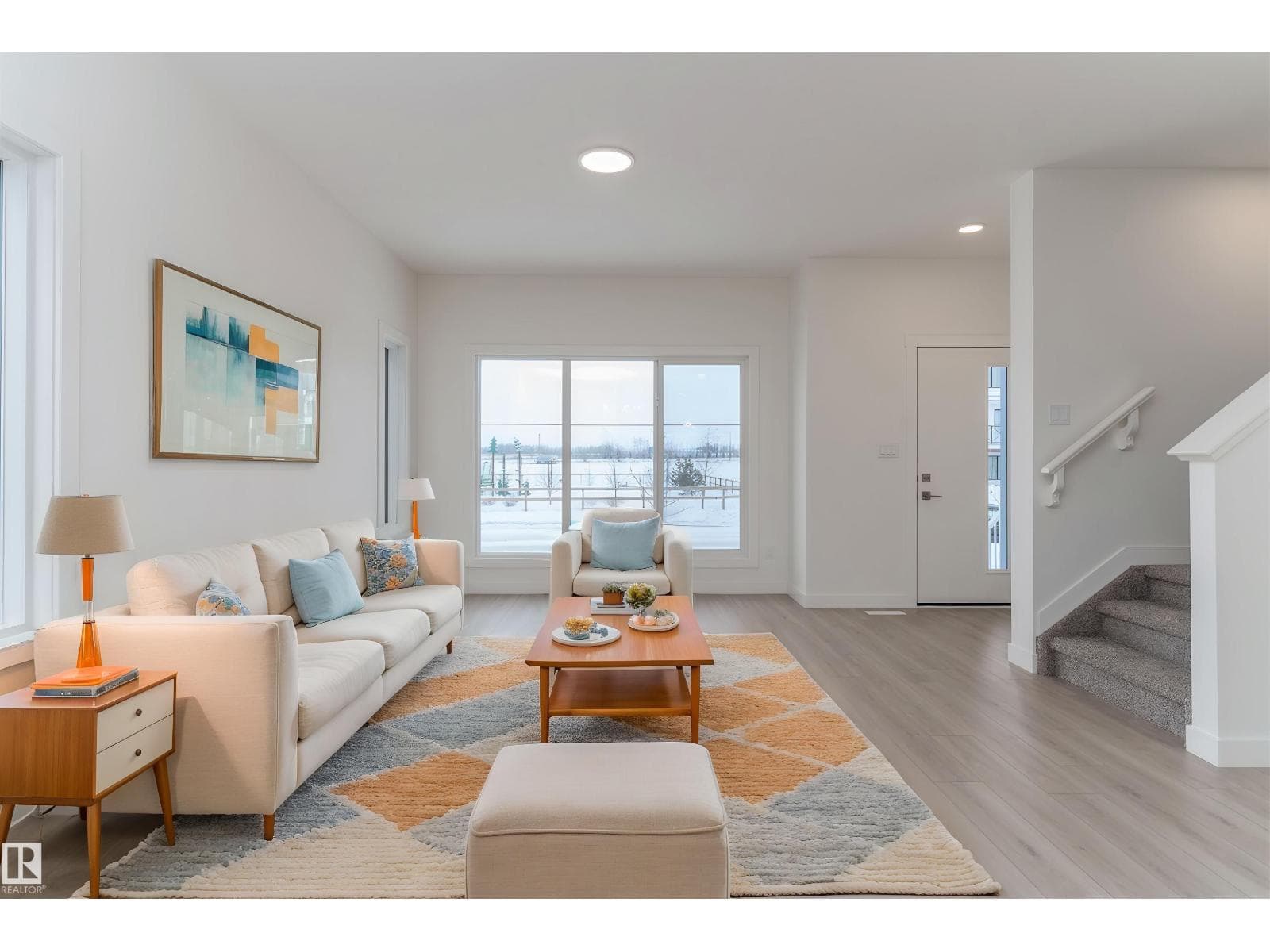 1250 MCLEOD AV — photo 5