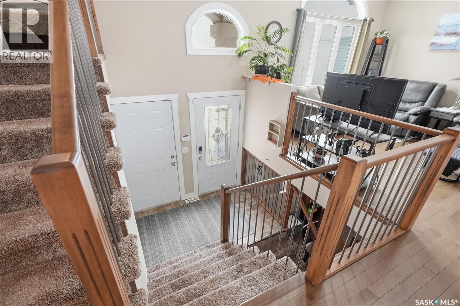 335 McCallum LANE — photo 2