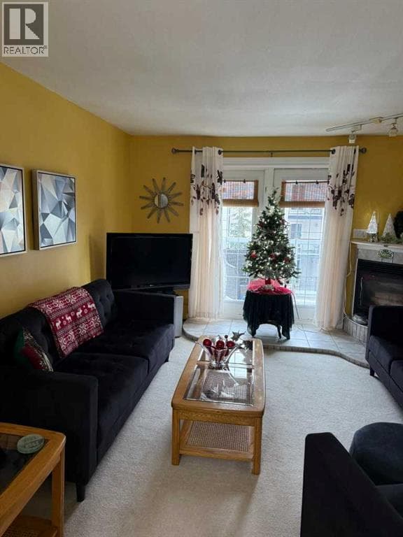 201, 5519 Kerry Wood Drive — photo 5