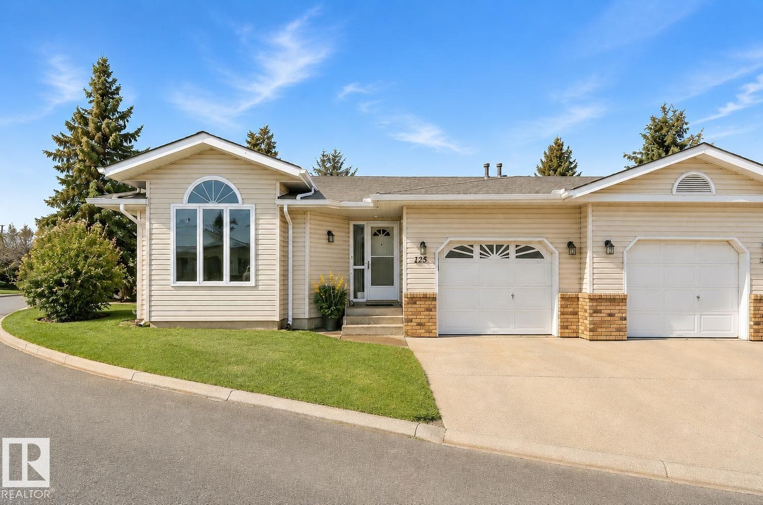 #125 51 Alton DR