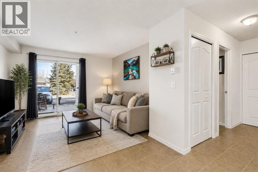 1128, 2395 Eversyde Avenue SW — photo 4