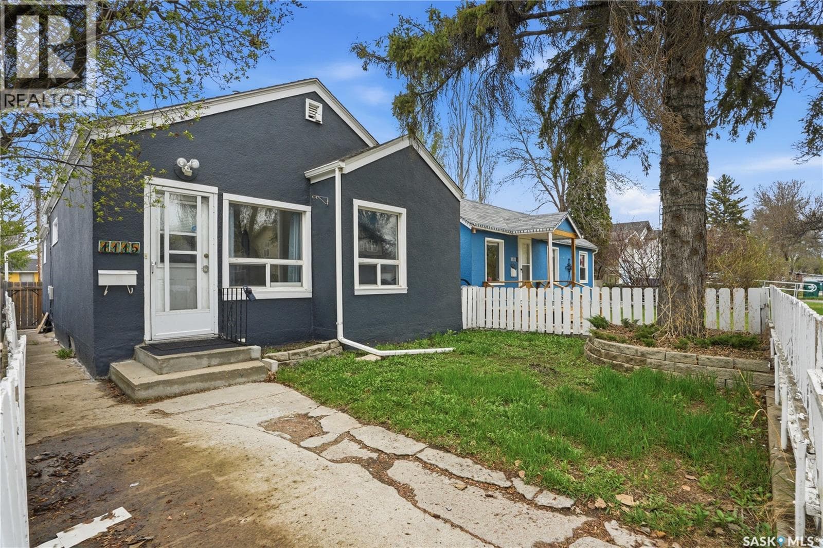 1115 J AVENUE N — photo 2