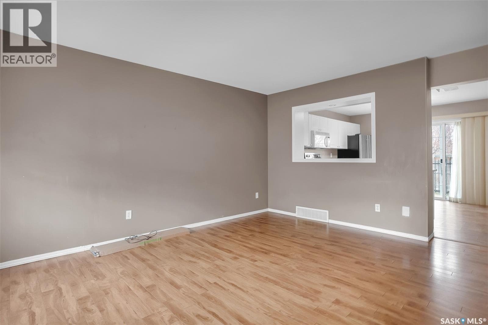 102 670 Kenderdine ROAD — photo 5