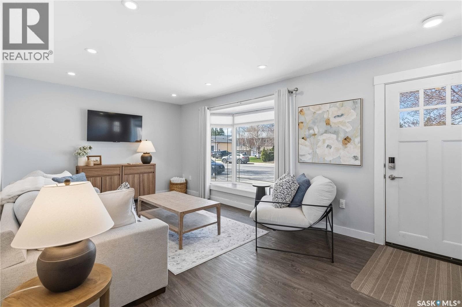 134 Russell ROAD — photo 4