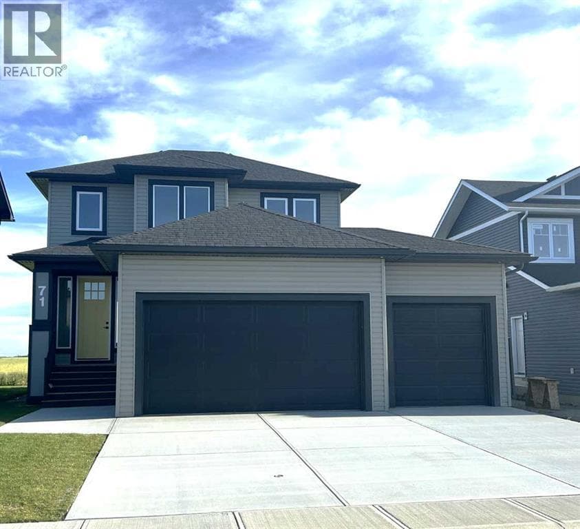 71 Vincent Crescent — photo 2