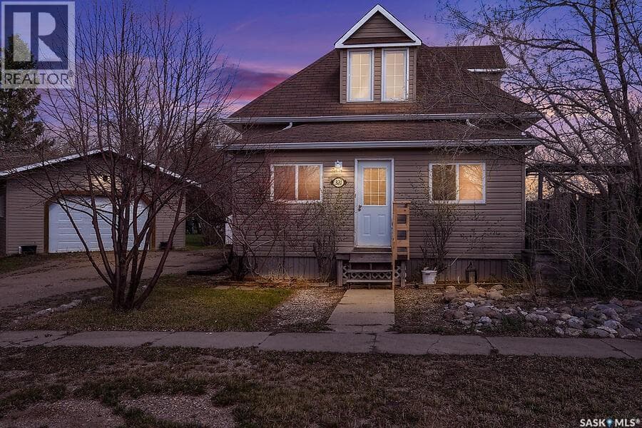 321 Hiltz DRIVE