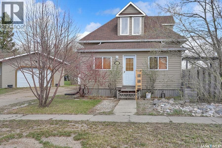 321 Hiltz DRIVE — photo 2
