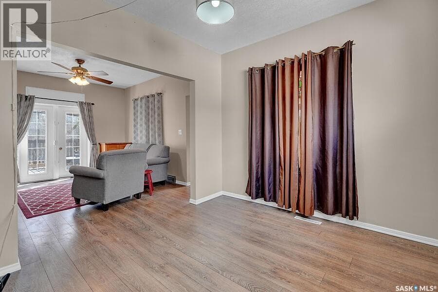 321 Hiltz DRIVE — photo 5