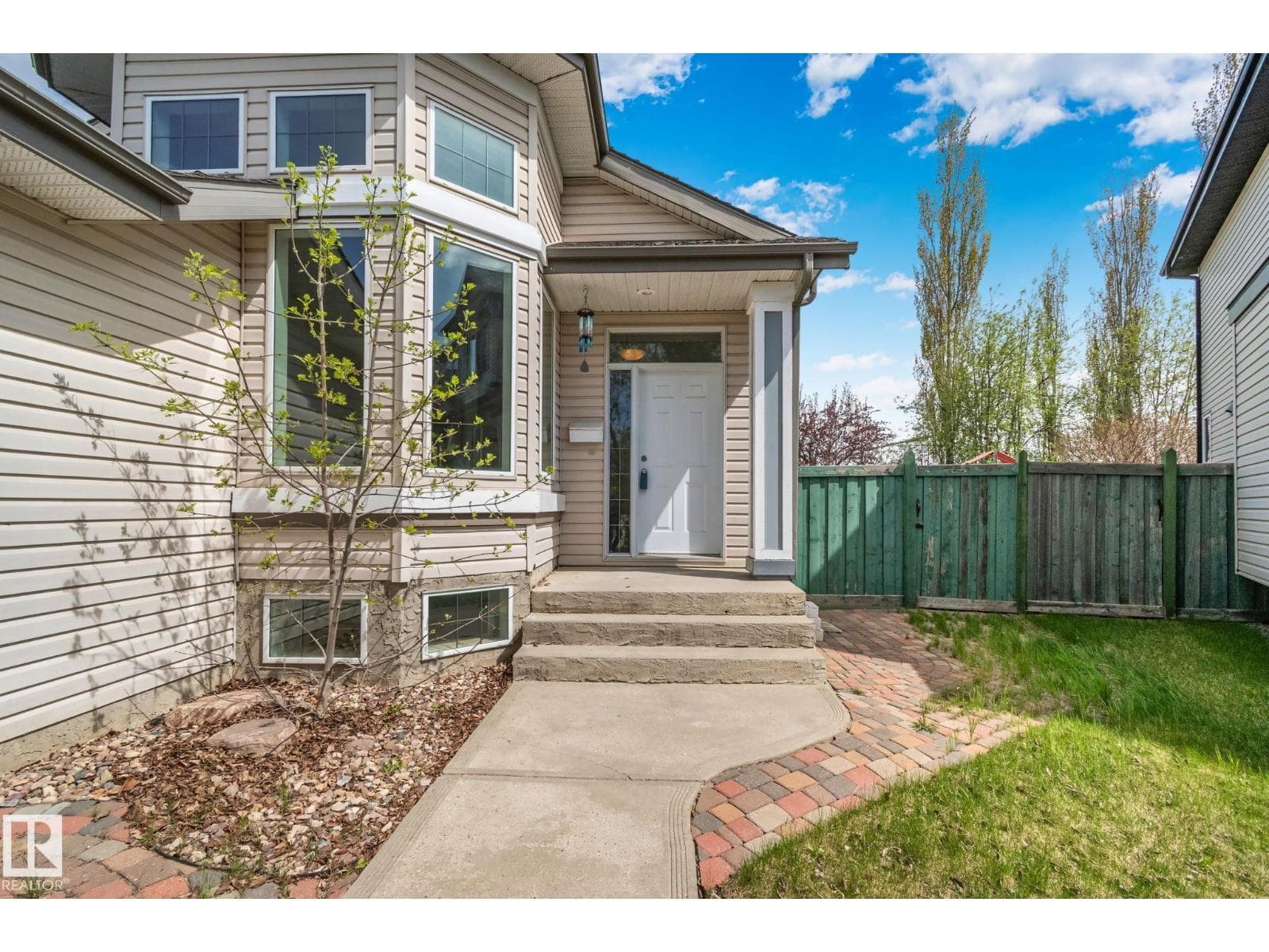 522 HUNTERS WY NW — photo 2