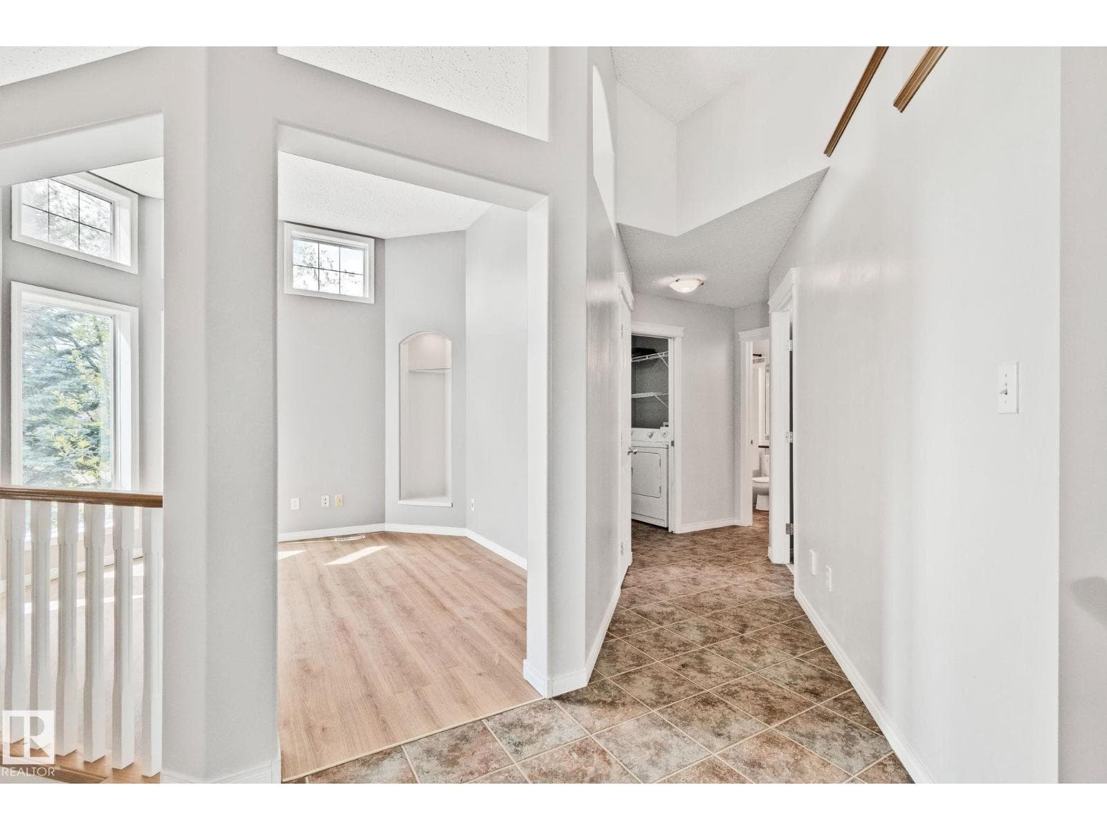 522 HUNTERS WY NW — photo 4