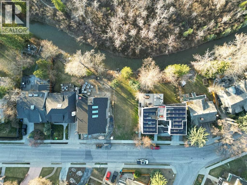 714 Rideau Road SW — photo 3