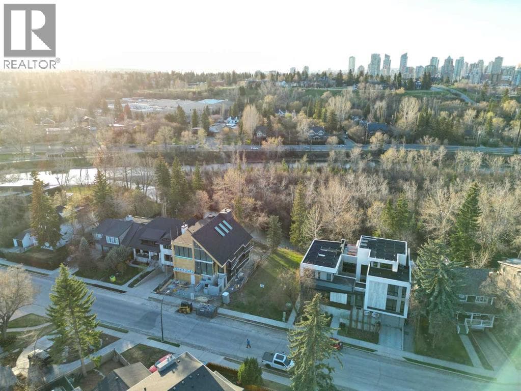 714 Rideau Road SW — photo 4