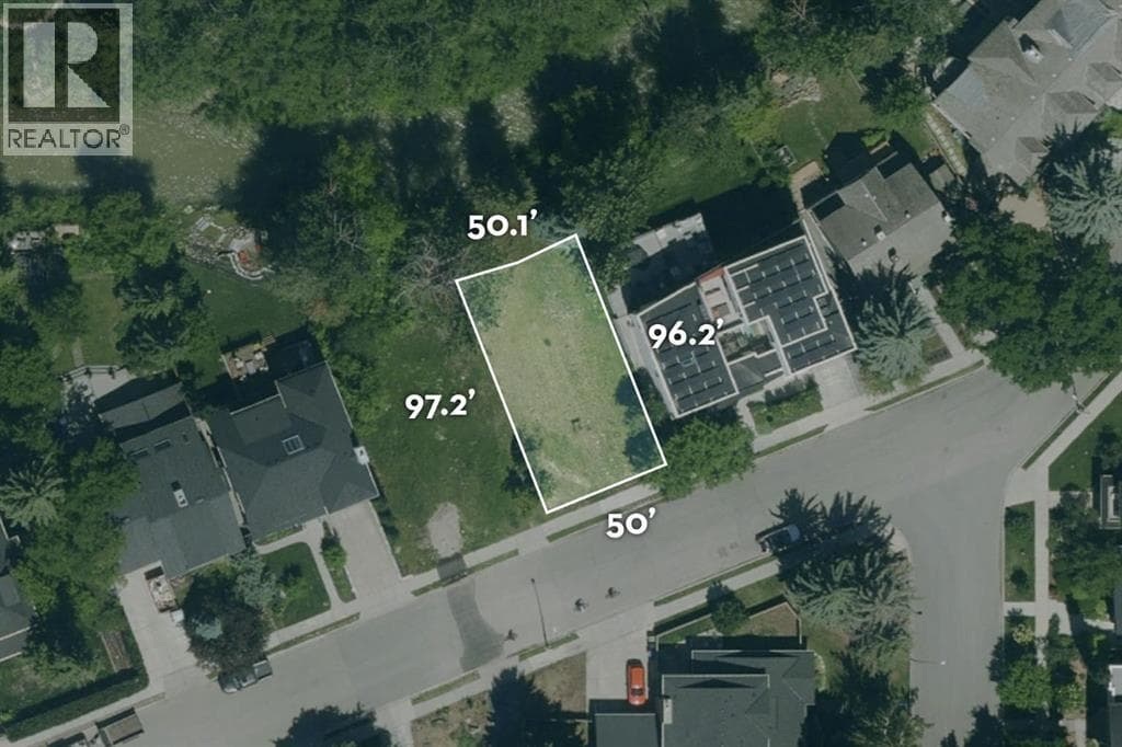 714 Rideau Road SW