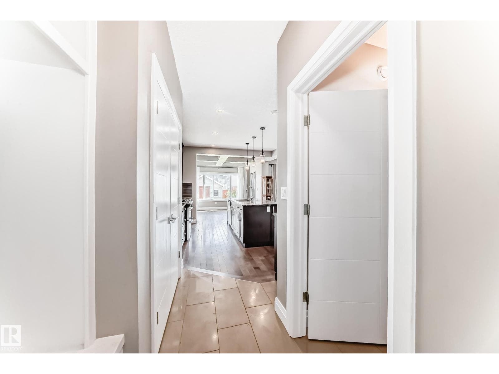4155 CHARLES LI SW — photo 2