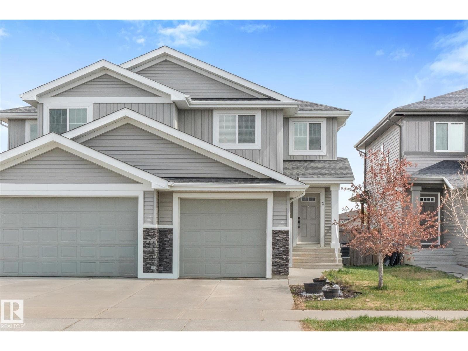 3 RICHMOND LI — photo 2