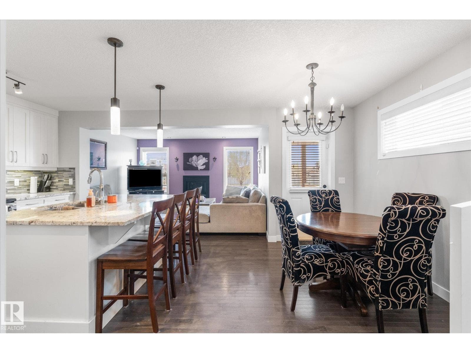 3 RICHMOND LI — photo 4